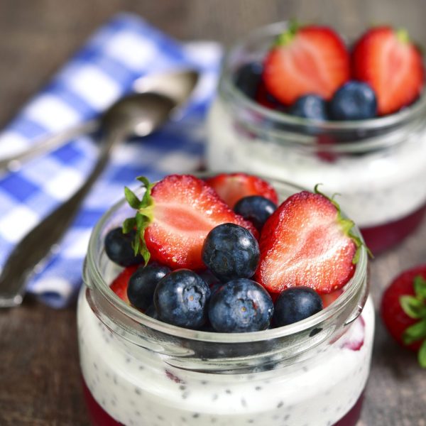 Dessert,With,Chia,Seed,Pudding,strawberry,Jelly,And,Fresh,Berries,In